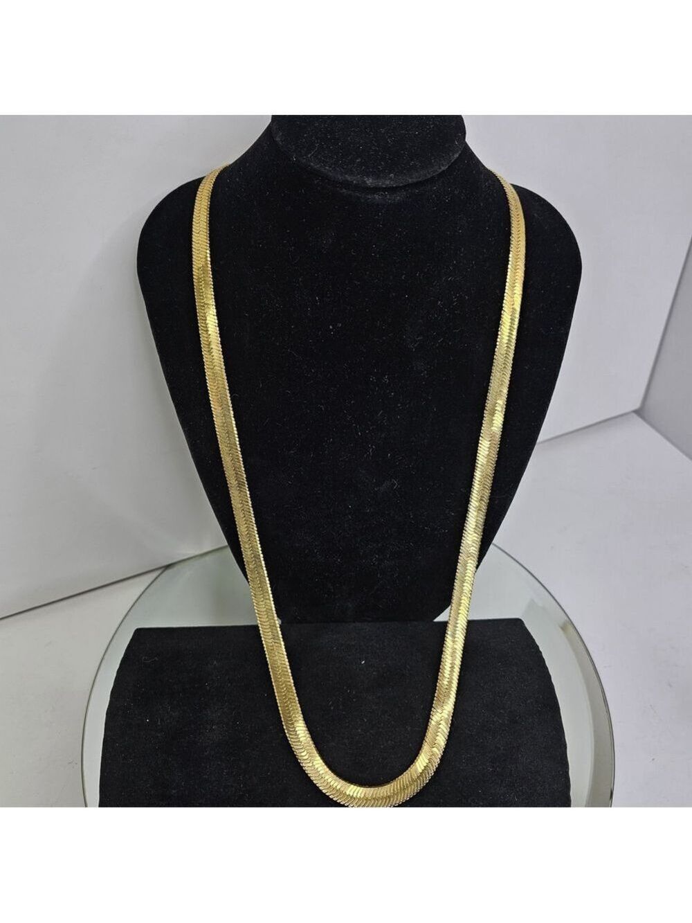 Vintage Gold Tone Herringbone Chain Necklace 30” Reversible 9.25mm Heavy 61g
